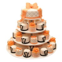 Торт Башня из пирожных с бантом на свадьбу №889