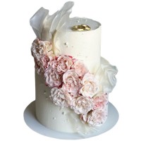 Торт с кольцами и цветами на свадьбу №3658