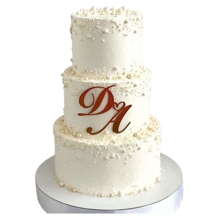 Трехъярусный свадебный торт с инициалами №4054