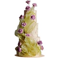 Торт на свадьбу с золотом и цветами №3763