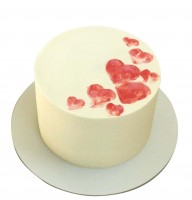 Белый торт с сердечками без мастики №1536