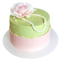 Торт с цветком и бусами №2756