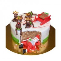 Торт новогодний с оленями и Дедом Морозом №398