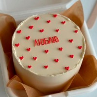 Бенто-торт ЛЮБЛЮ с сердечками №4042